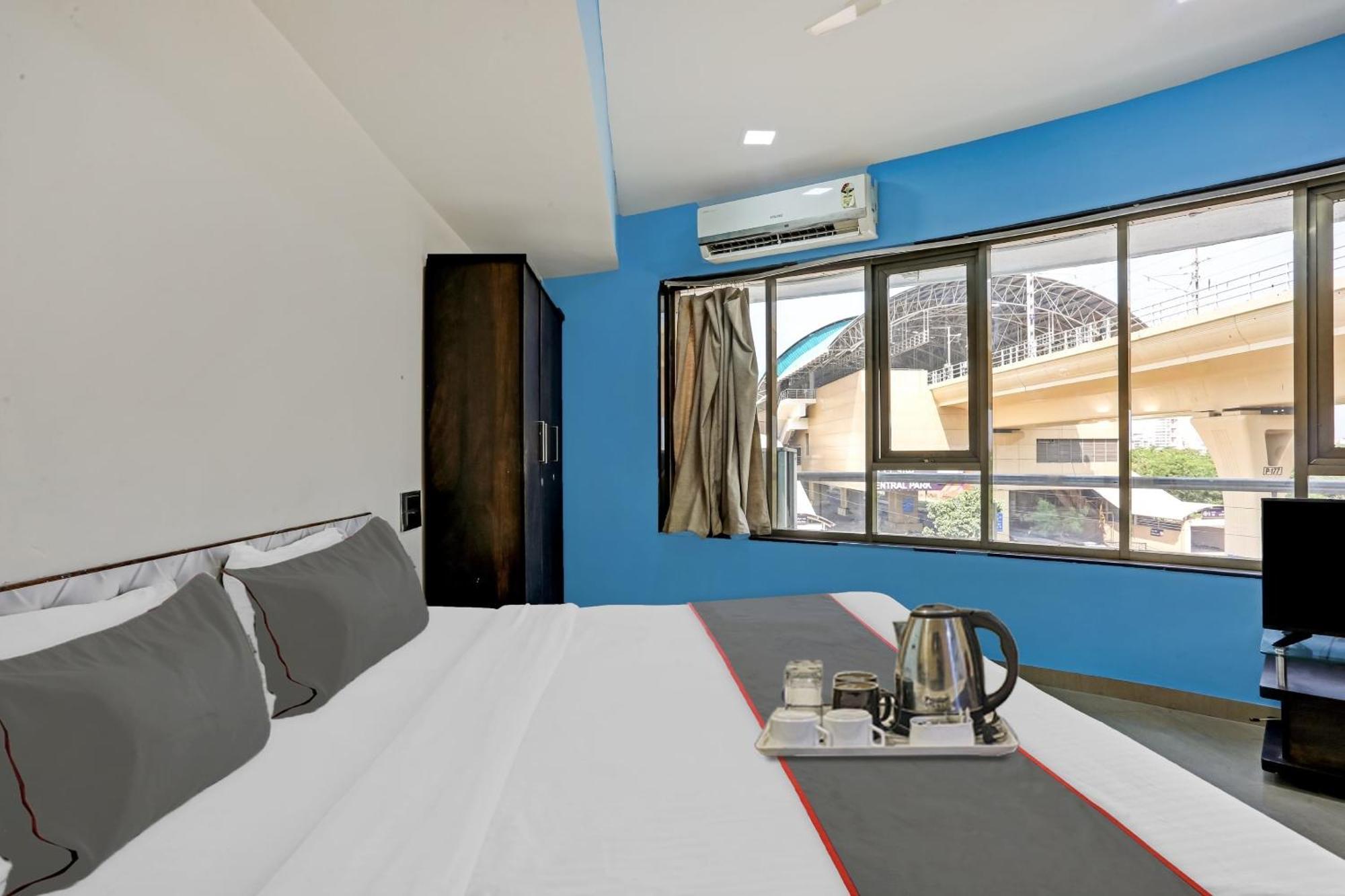 Oyo Salt House Hotel Mumbai Ngoại thất bức ảnh