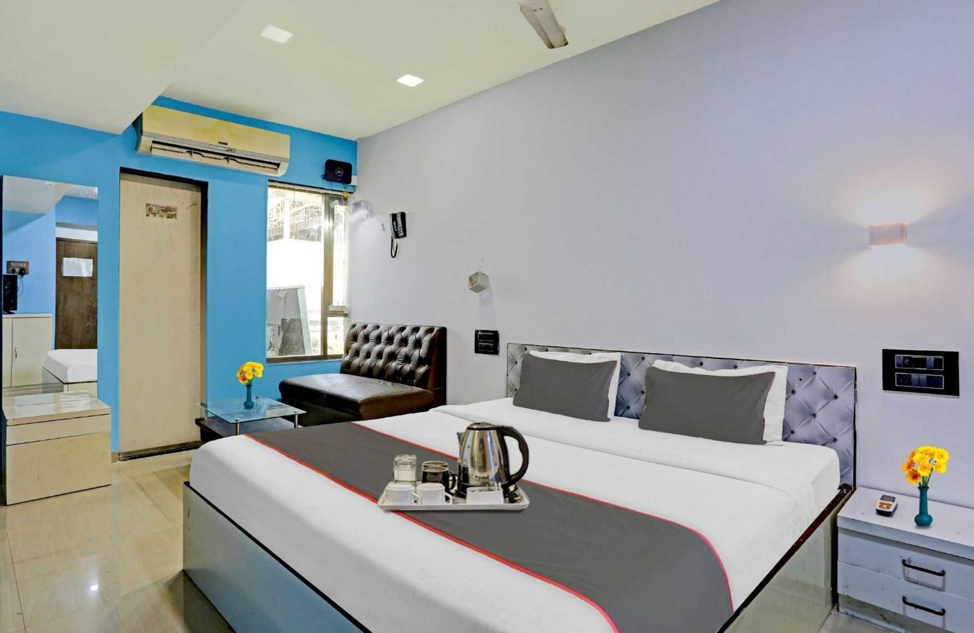 Oyo Salt House Hotel Mumbai Ngoại thất bức ảnh
