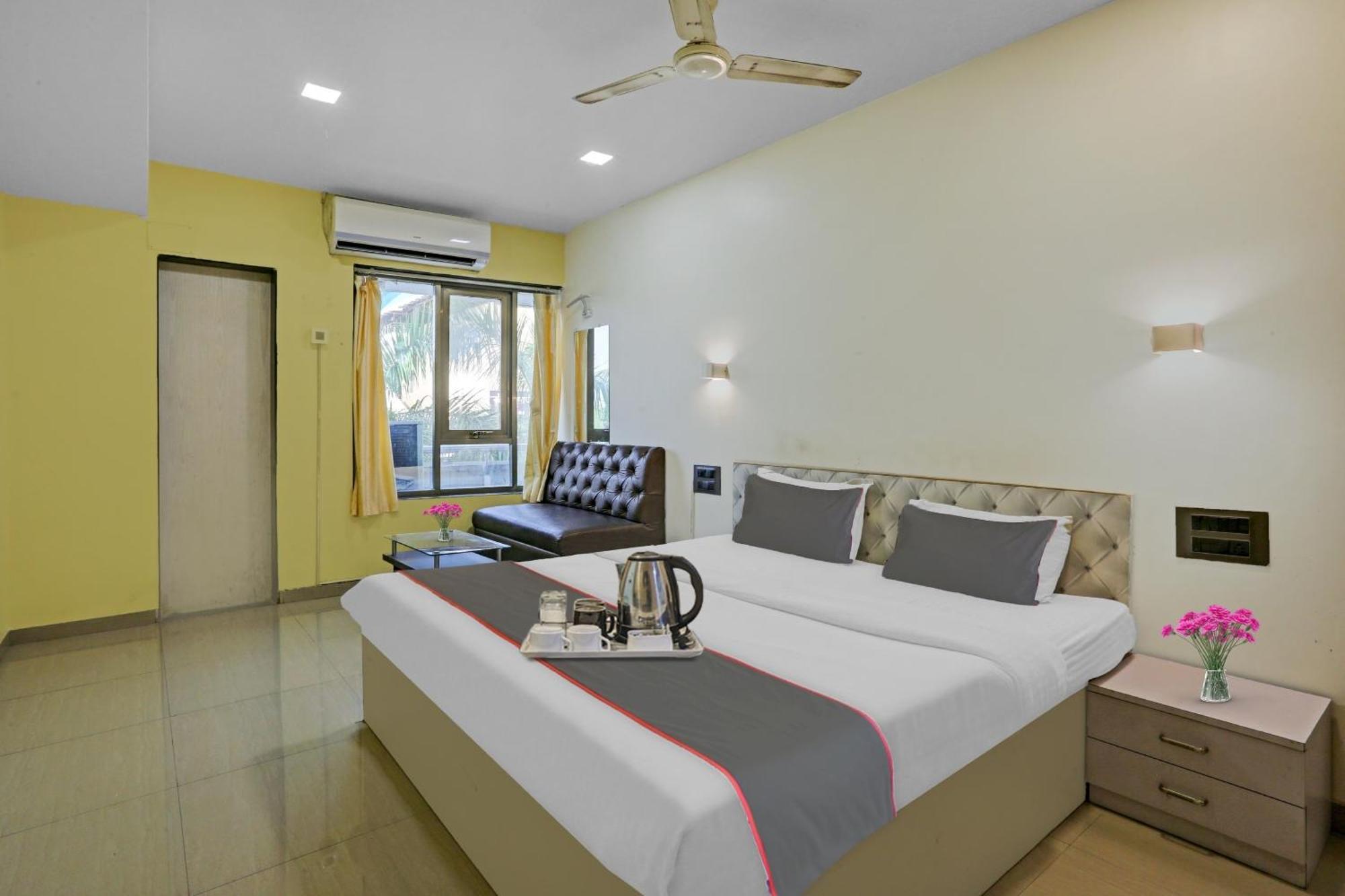 Oyo Salt House Hotel Mumbai Ngoại thất bức ảnh