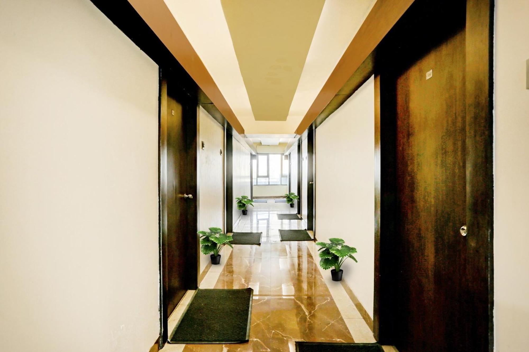 Oyo Salt House Hotel Mumbai Ngoại thất bức ảnh