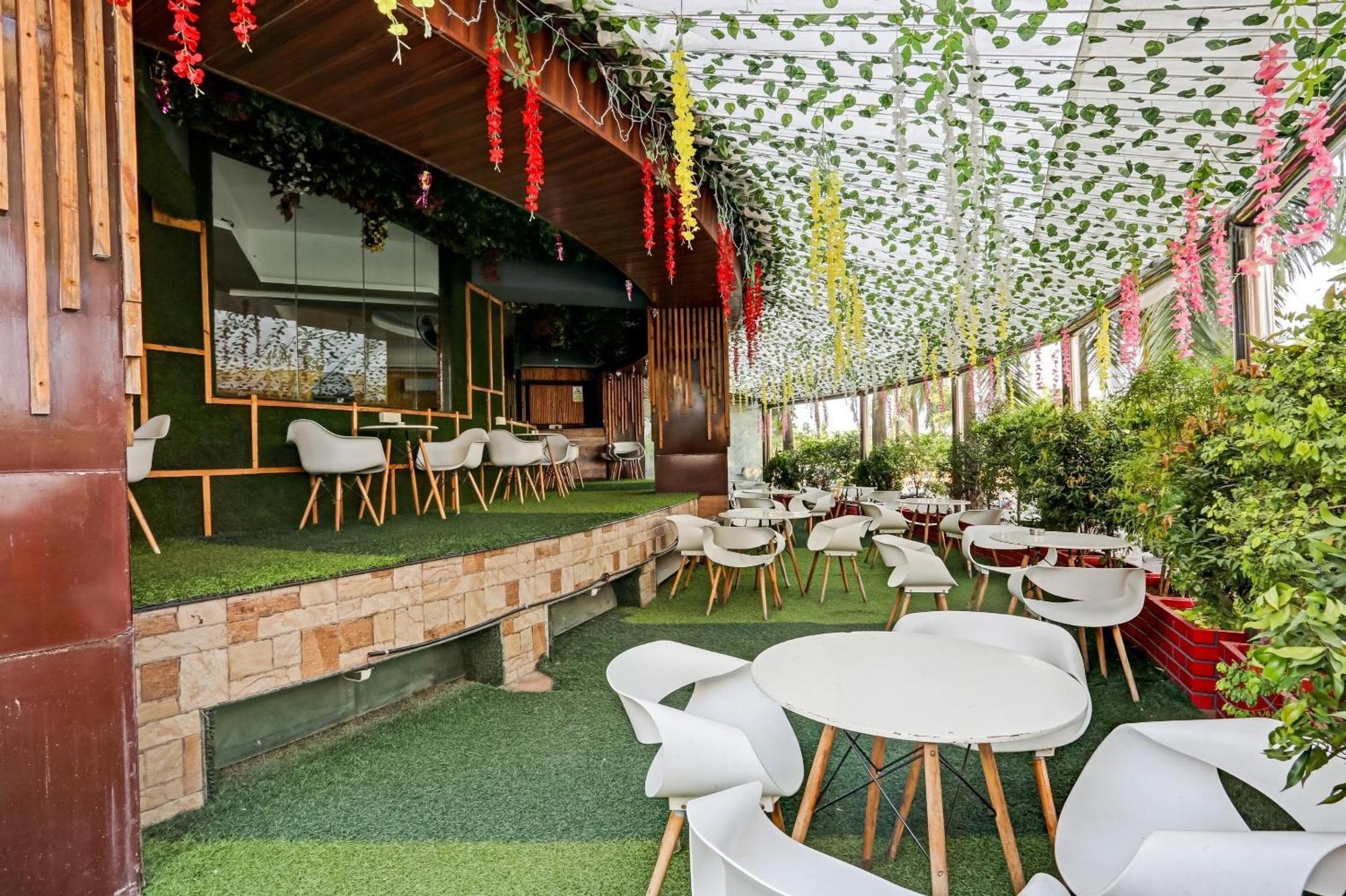 Oyo Salt House Hotel Mumbai Ngoại thất bức ảnh